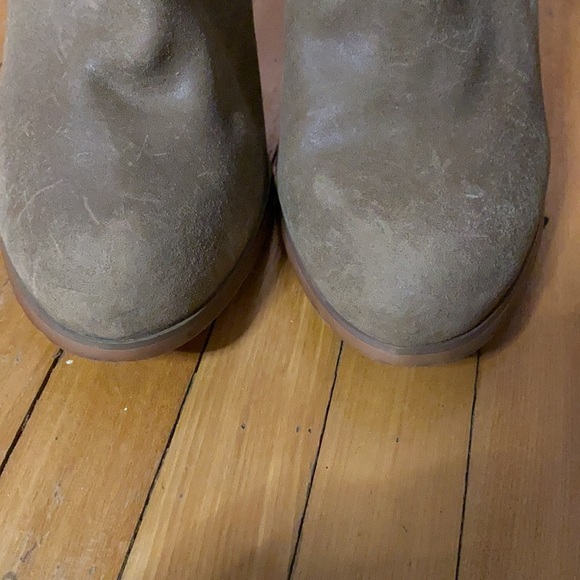 Tan boots, 8.5 - Picture 4 of 5